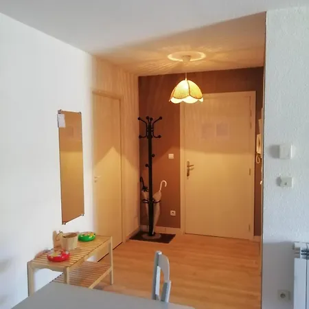 Apartament 3 Pieces Cosy Avec Parking Proche Centre
